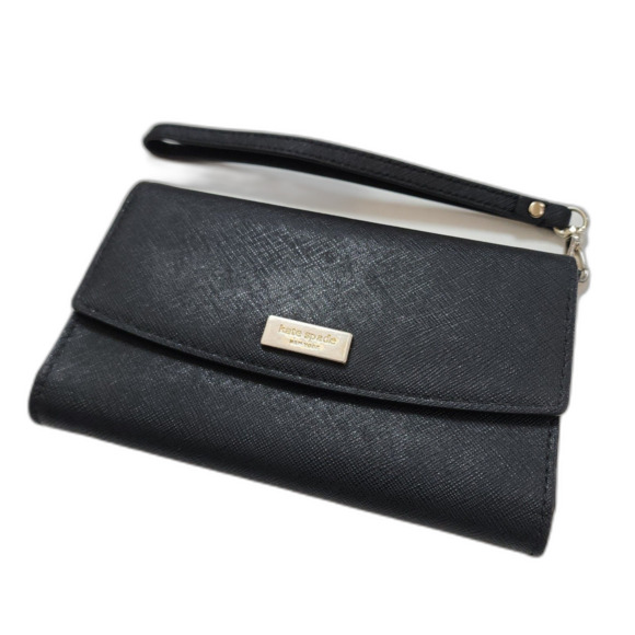 kate spade Handbags - Kate Spade Black Saffiano Leather Wristlet